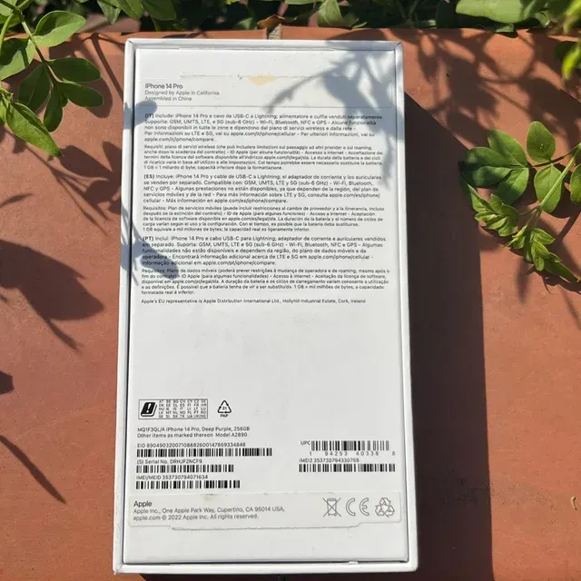 iPhone 14 Pro - Púrpura Barcelona - foto 3