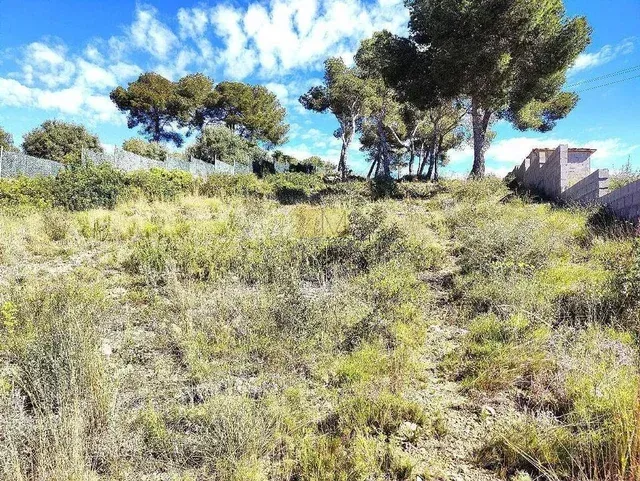 Terreno en venta en Castellet i la Gornal Calafell - foto 2