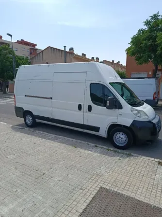 Furgoneta Fiat Ducato Mudanzas Tarragona