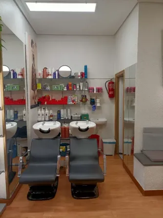 Traspaso Peluquería Unisex Madrid