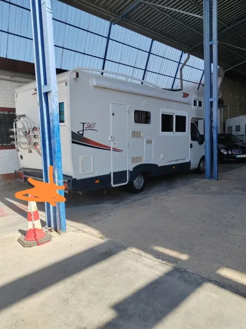 Autocaravana Fiat Ducato Joint Dos Hermanas - foto 1