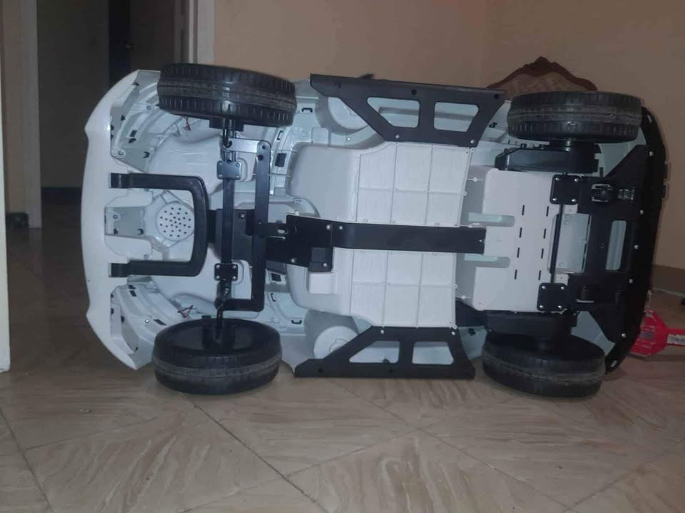 Vendo coche eléctrico Barcelona - foto 3