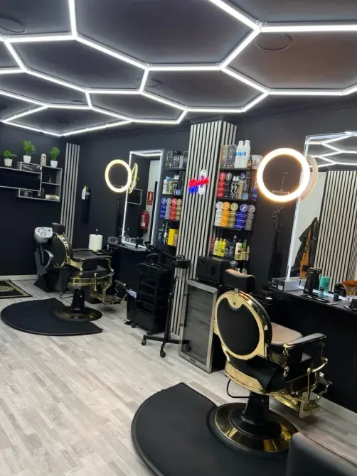 Transpaso barberia Madrid - foto 2