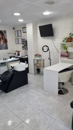 Peluquería equipada traspaso Salou