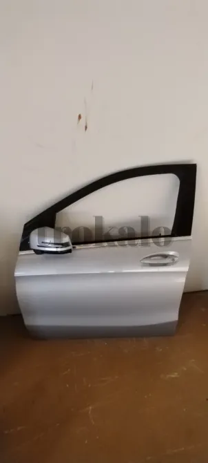 Puerta delantera izquierda Mercedes B180 B200 2014 Tarragona - foto 1