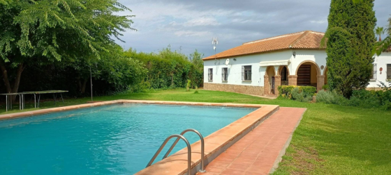 Se vende una parcela de 2.585 metros Malaga