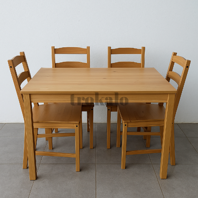 Regalo mesa con 4 sillas buen estado Tarragona - foto 1