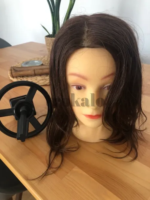 Maniquí cabeza pelo castaño mas soporte Santa Perpetua de Mogoda - foto 2