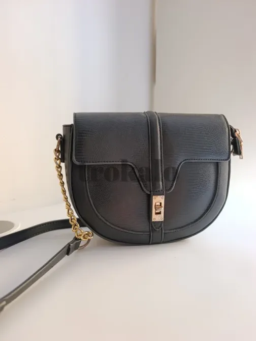 Bolso negro bandolera casual Sevilla - foto 1