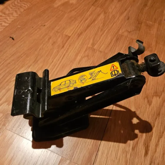 Gato coche - Elevador Toledo