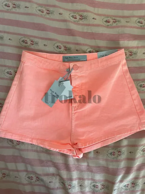 Vendo Shorts Subdued originales en color naranja Barcelona - foto 1