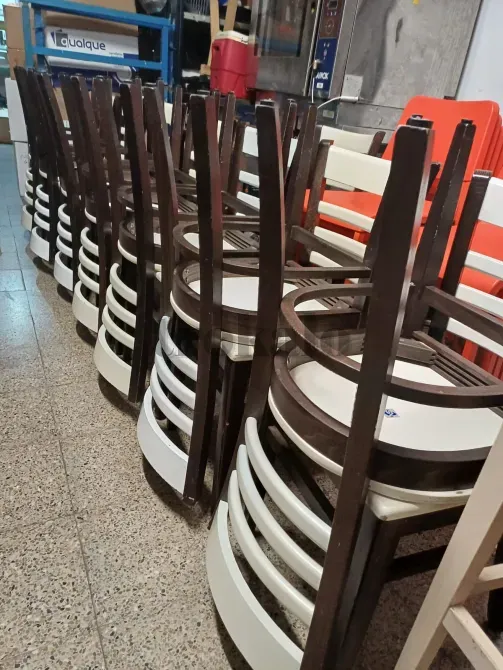 Venta de Mesas y Sillas Barcelona - foto 3