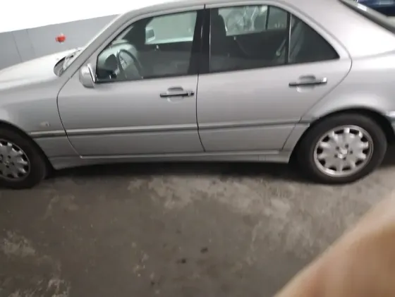 Mercedes C240 Elegance Madrid