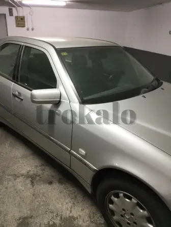 Mercedes C240 Elegance Madrid - foto 4