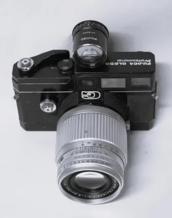 Cámara Refles Analogica De6X9 MM 