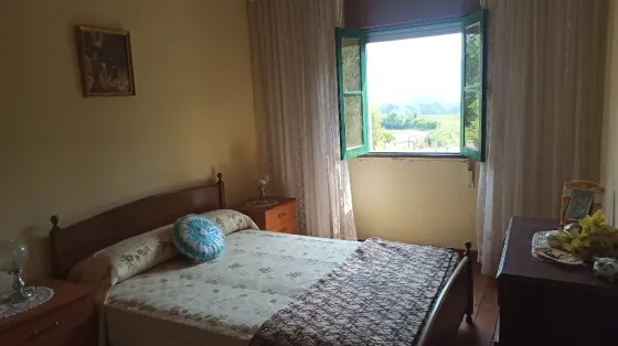 Casa de Pueblo Con Posibilidades en Galicia Pontevedra