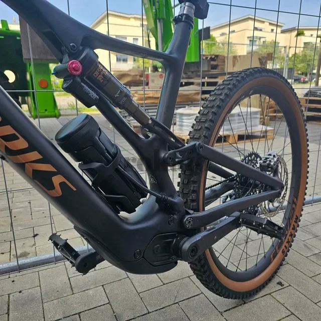 La Bicicleta de Montaña Eléctrica Specialized S-Works Turbo Murcia - foto 2