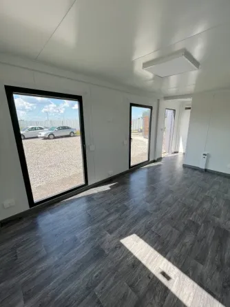 Contenedor Oficina / Residencial Palma