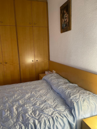 Venta de Casa a 4 Vientos + 2 Parcelas Incluidas Manresa