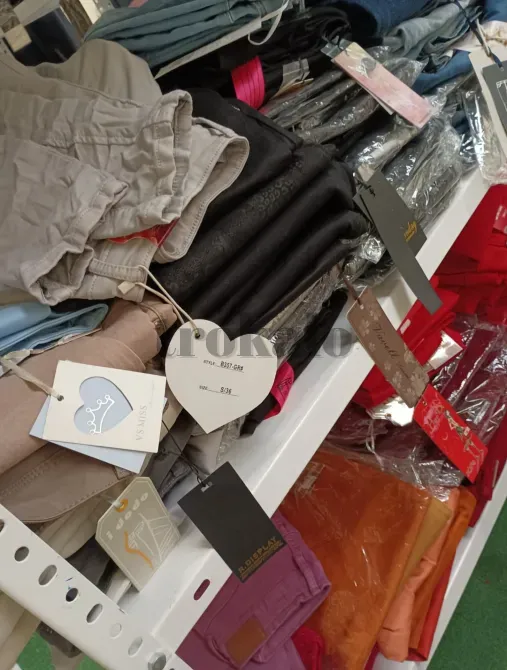 Lote 2200 Prendas Nuevas Verano Invierno Alcala de Henares - foto 5
