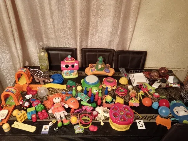 Lote de jugetes Lleida - foto 1