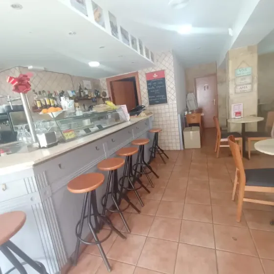 Se Traspasa Bar-Cafetería Sant Feliu de Llobregat