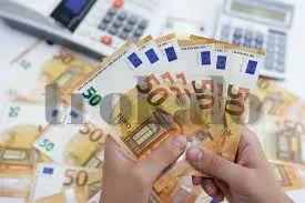 Mi Empresa Ofrece Préstamos, Inversiones y Financiación. Barcelona - foto 1