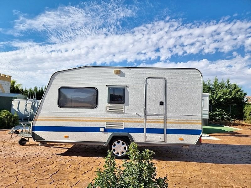 Caravana Knaus sudwind 390 Barcelona - foto 1