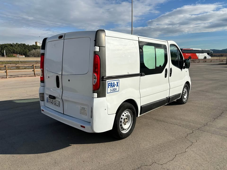 Nissan Primastar 2009 Manresa - foto 2