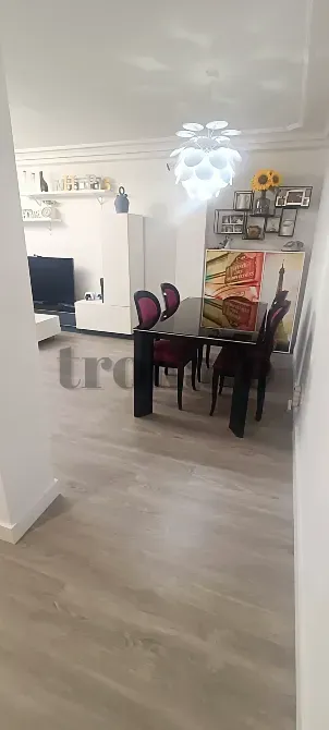 Se Vende Piso Enorme y Completo Con Garaje y Trastero Zaragoza - foto 2