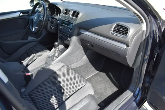 Volkswagen Golf 1.6Tdi CR Bluemotion Last Edition 10 Barcelona