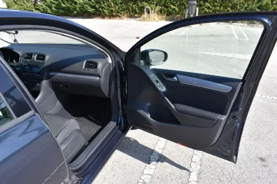 Volkswagen Golf 1.6Tdi CR Bluemotion Last Edition 10 Barcelona