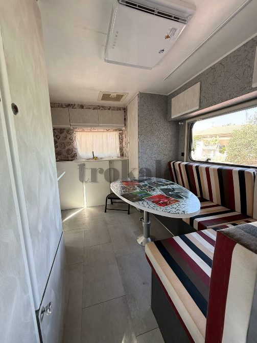 Vendo Caravana Por Cambio a Autocaravana Alicante - foto 1