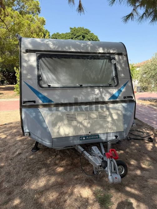 Vendo Caravana Por Cambio a Autocaravana Alicante - foto 5