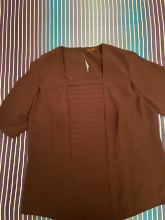 Conjunto Señora Falda y Blusa Marrón Ribarroja del Turia