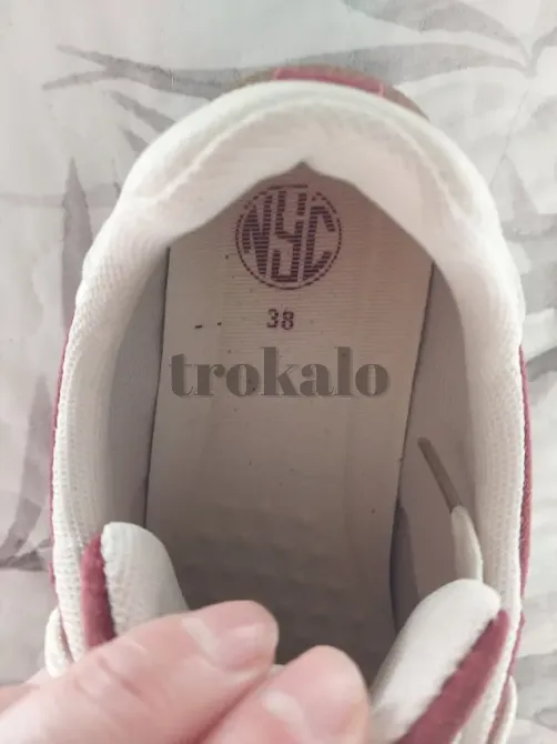 Calzado Urbano Zapatillas Deportivas New Youth Conspiracy Tarragona - foto 3