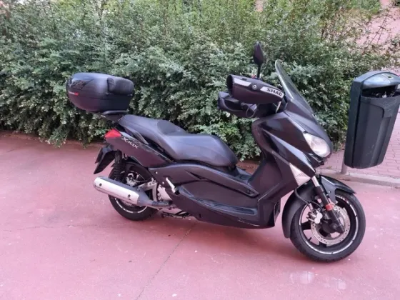 Moto Yamaha Xmax 250 Madrid