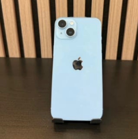 Iphone 14 en Color Celeste Cordoba