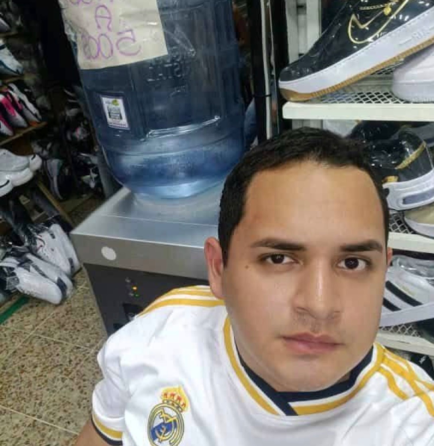 Busco Trabajo de Interno o Externo Zaragoza