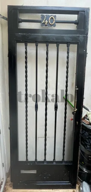 Puerta Con Reja + Cristal Abatible Castello de la Plana - foto 2