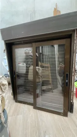 Ventana de Aluminio Corredera Con Persiana Medida 1000X1200 Castello de la Plana