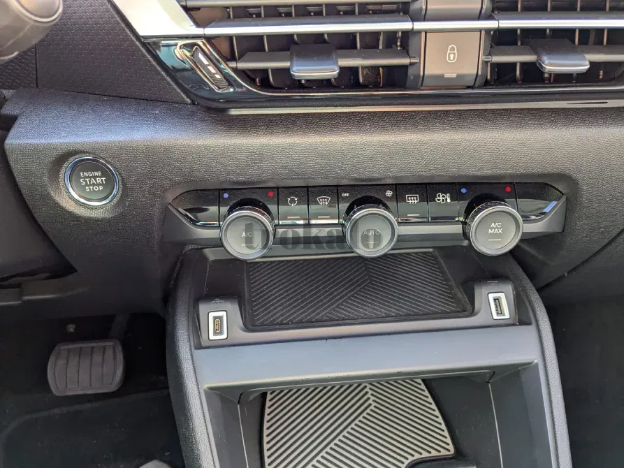 Citroen C4 Bluehdi 130 SS Eat8 Max Madrid - foto 3