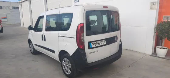 SE Vende Fiat Doblo Cargo Combi 1.3Mjet Lucena