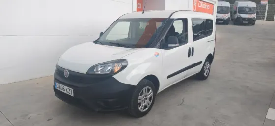 SE Vende Fiat Doblo Cargo Combi 1.3Mjet Lucena