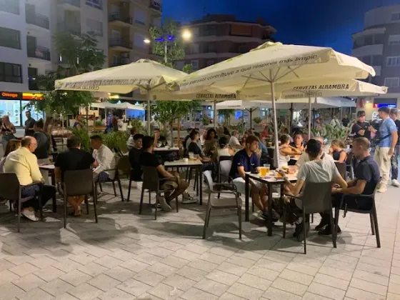 Traspaso Cafeteria/Restaurante Tarragona