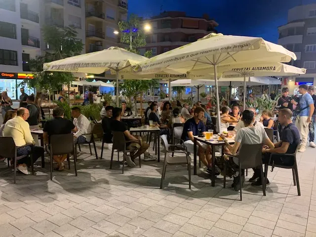 Traspaso Cafeteria/Restaurante Tarragona - foto 5