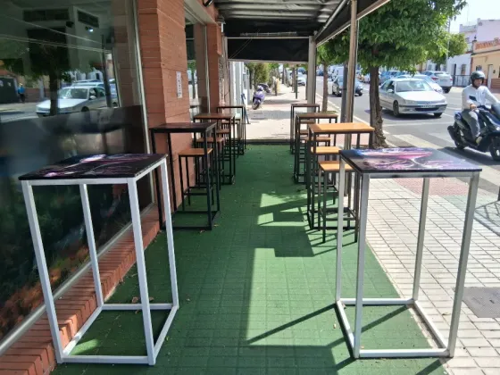 Traspaso Abacería en la Avenida Principal de Bormujos Sevilla