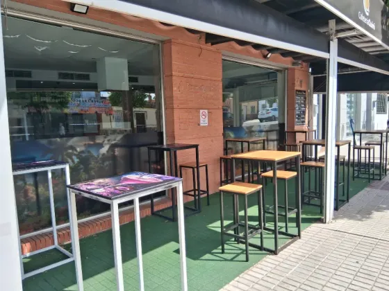 Traspaso Abacería en la Avenida Principal de Bormujos Sevilla