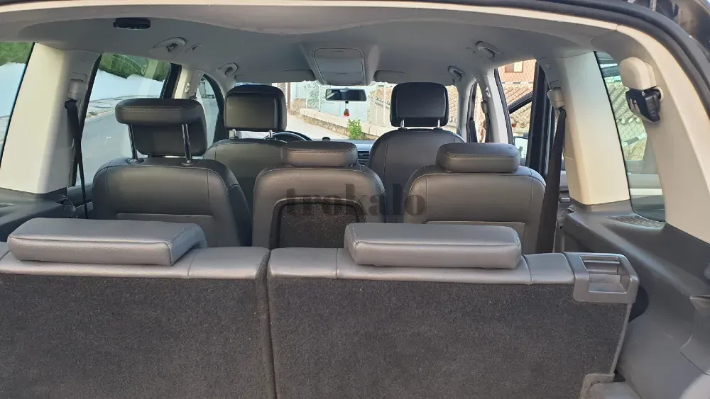 Volkswagen Touran 2.0 Tdi Dsg 7 Plazas – Etiqueta C – Cuero – Muy Equipada Malaga - foto 4