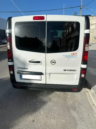 Opel Vivaro 9 Plazas Lucena